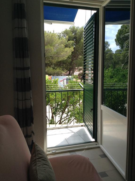 Apartment Afrika Makarska Rom bilde