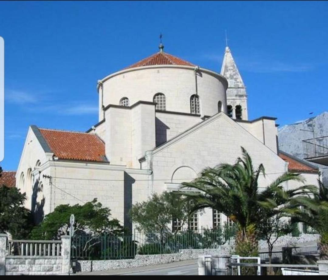 Apartment Afrika Makarska Eksteriør bilde